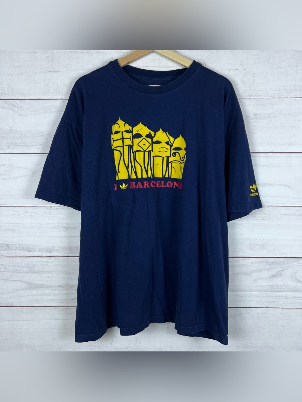 Adidas I Love Barcelona T-Shirt Y2K Mens XL Blue